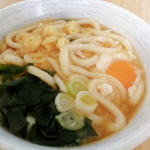 温玉のっけ☆たぬきワカメうどん